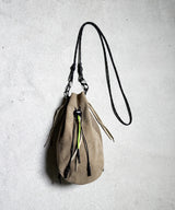 KINCHAKU LEATHER SAND SUEDE