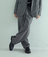 LOUNGECUT TROUSERS