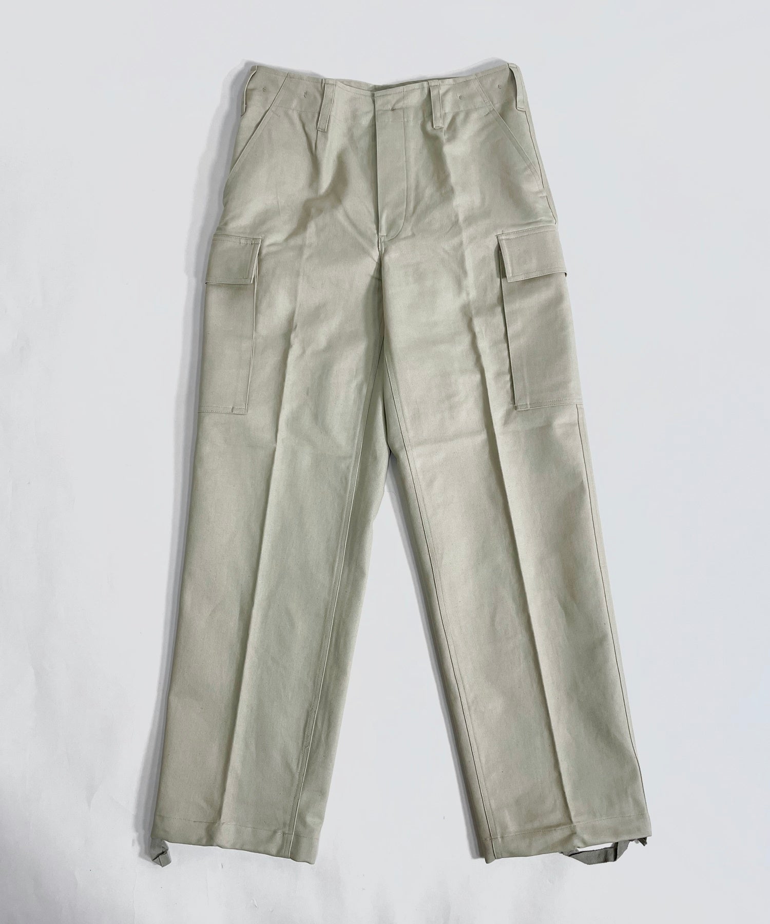 90s GERMAN MILITARY MOLESKIN PANTS DEAD STOCK – GARROT STORE