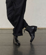 CHELSEA BOOTS