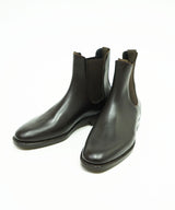 CHELSEA BOOTS