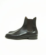 CHELSEA BOOTS