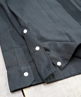 L/S GUAYABERA "REJILLADA"-BLKWH