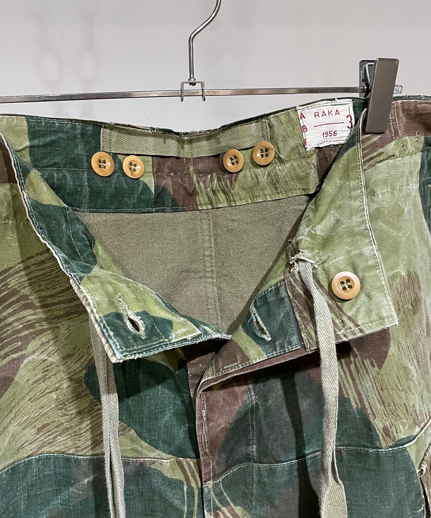 50s BELGIAN ARMY BRUSH STROKE CAMO TROUSERS DEAD STOCK / 50s