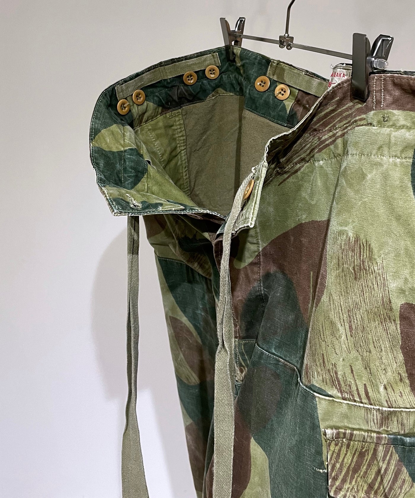 50s BELGIAN ARMY BRUSH STROKE CAMO TROUSERS DEAD STOCK / 50s