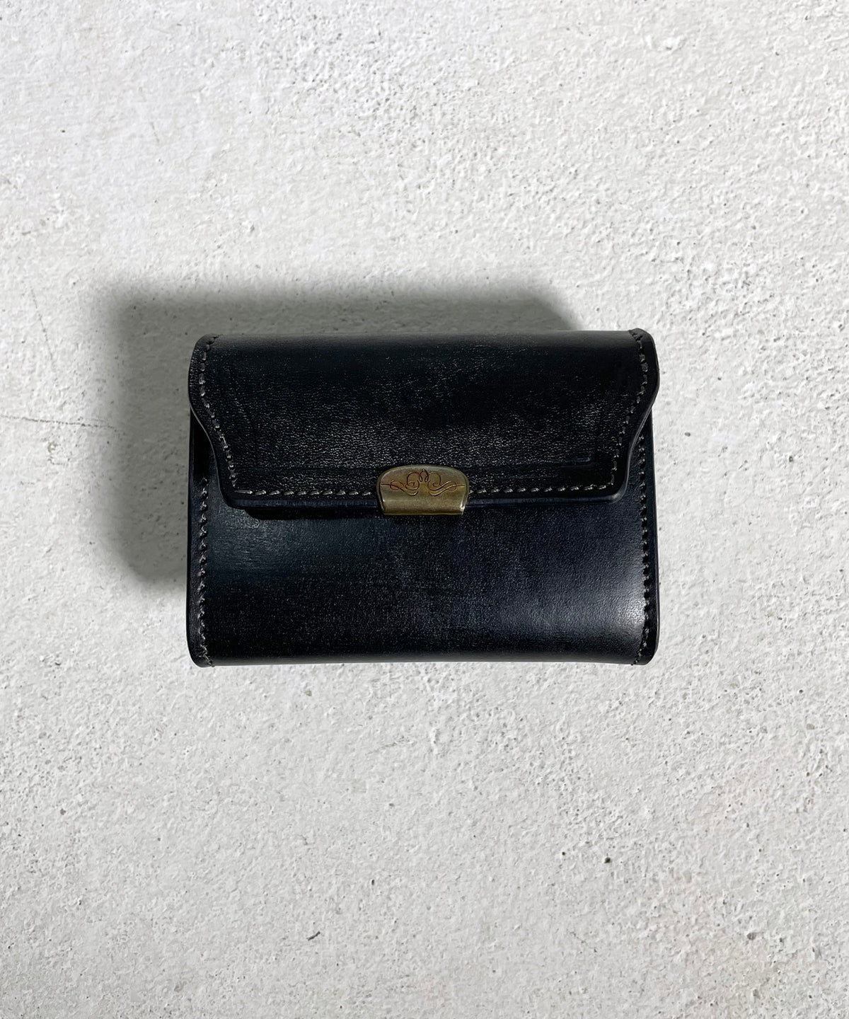 【未使用】com-ono コモノ 薄型レザーウォレット 池之端銀革店 池之端銀革店 com-ono 二つ折り財布 SLIM-005 slim wallet』 牛革