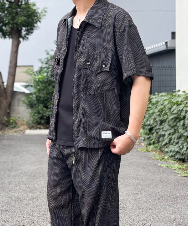 NO A/C Zip Shirt