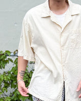 UNEVEN OPEN COLLAR S/S SHIRT
