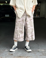 ON THE WAY SHORTS