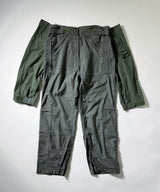 ATTACHING PANTS