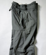 ATTACHING PANTS