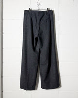 FLATTER TROUSERS