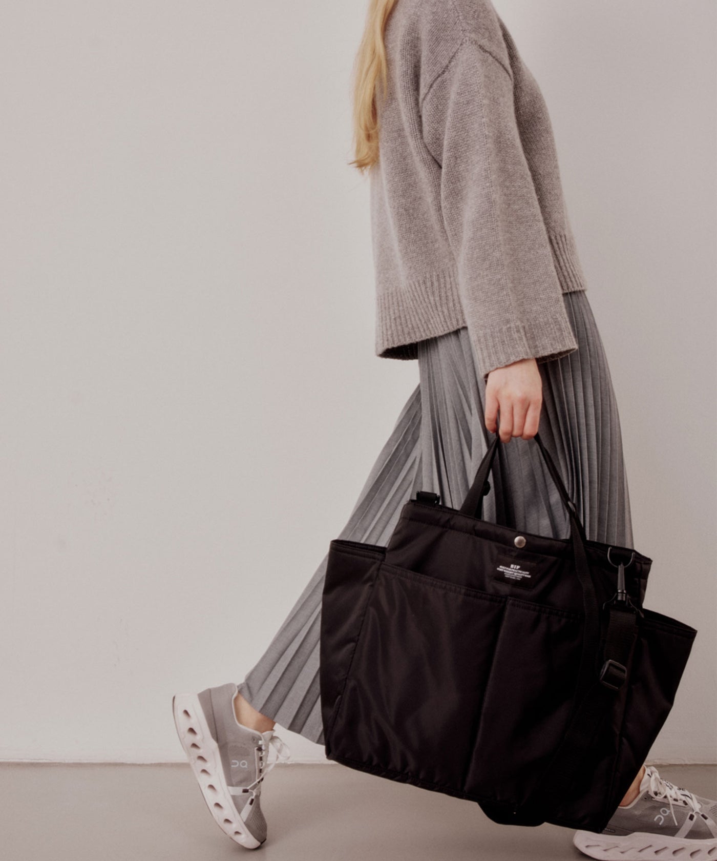 【美品】BAGSINPROGRESS／CARRY-ALL BEACH BAG BAGSINPROGRESS / CARRY-ALL BEACH BAG BLACK PUFFER NYLON TWILL