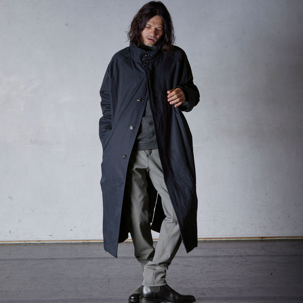 ONEPANELSLEEVE COAT