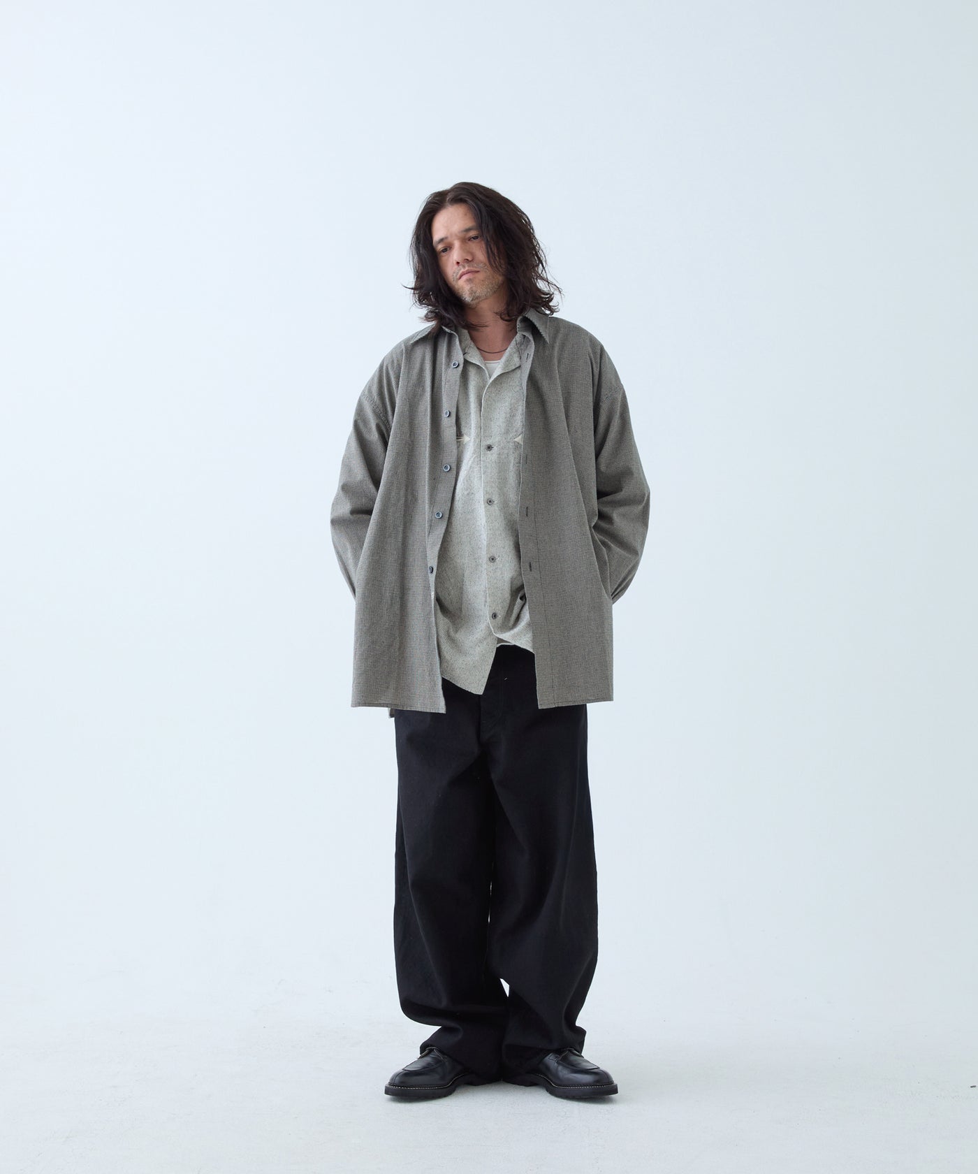 エゴトリッピング　プロパガンダ　ロングシャツ　ホワイト　48 カラーロゴ ロングスリーブTシャツ – EGOZARU ONLINE STORE