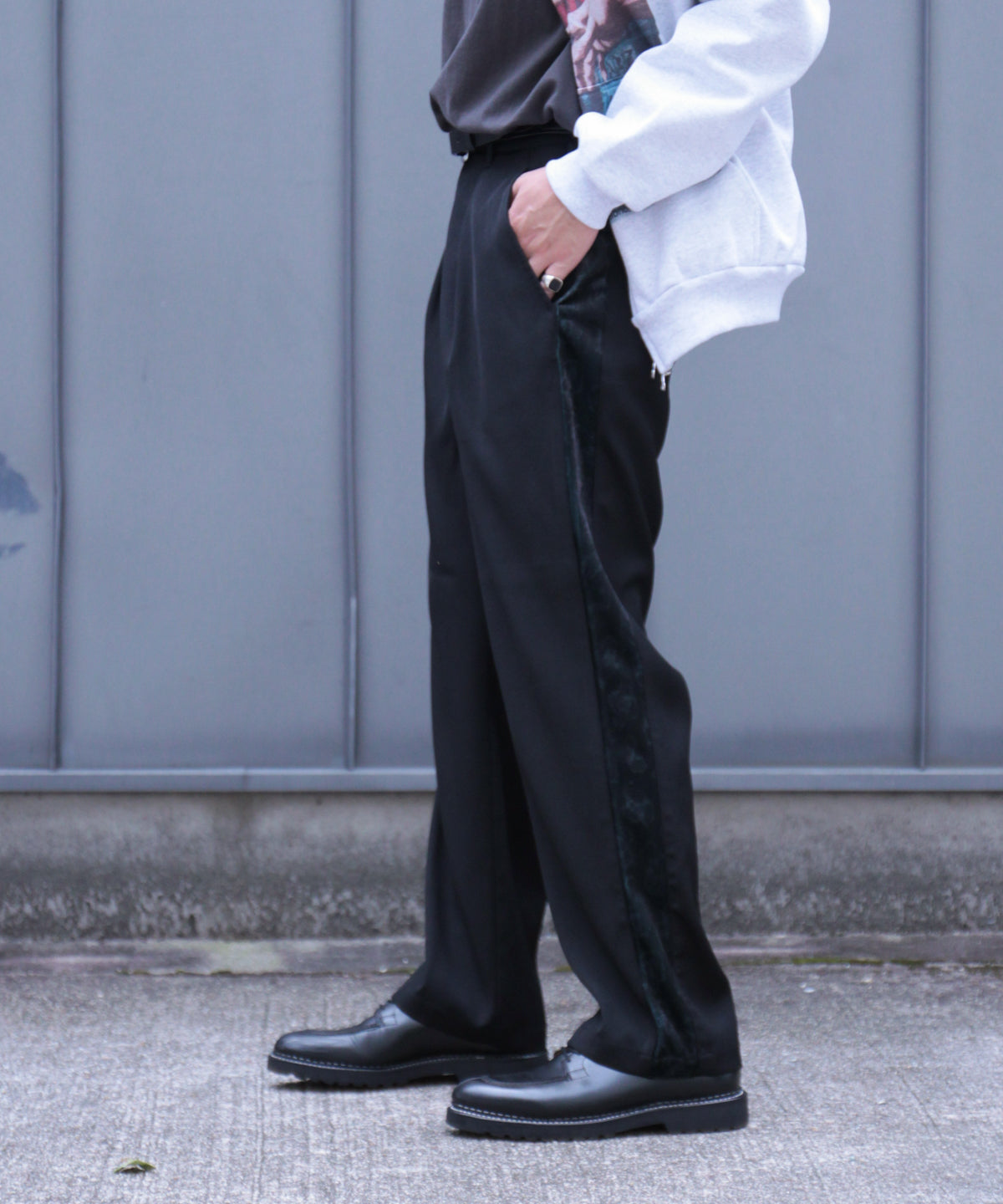 BUENA VISTA SLACKS SIDE LINE TUCK ブラック BUENA VISTA ブエナビスタ / SIDE LINE TUCK SLACKS サイド