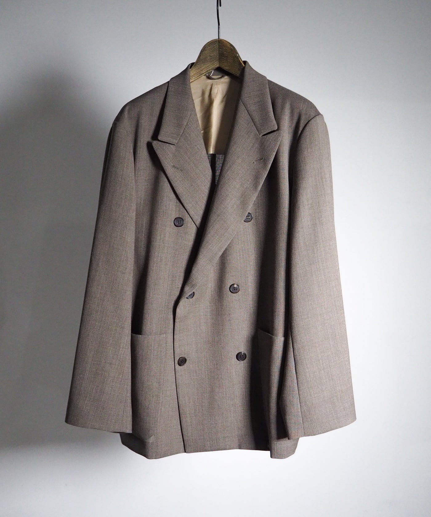 ANTOS. / BOXY DB BLAZER / DOUBLE PLEAT TROUSERS アントス 