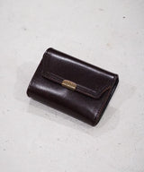 Dual Saddle Pull Up Compact Wallet