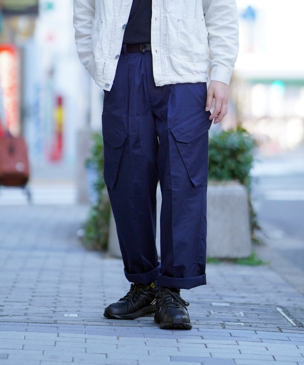 パンツブラックSIZE46マウトリーコンテーラー ロイヤルネイビーpcs trousers for DAN